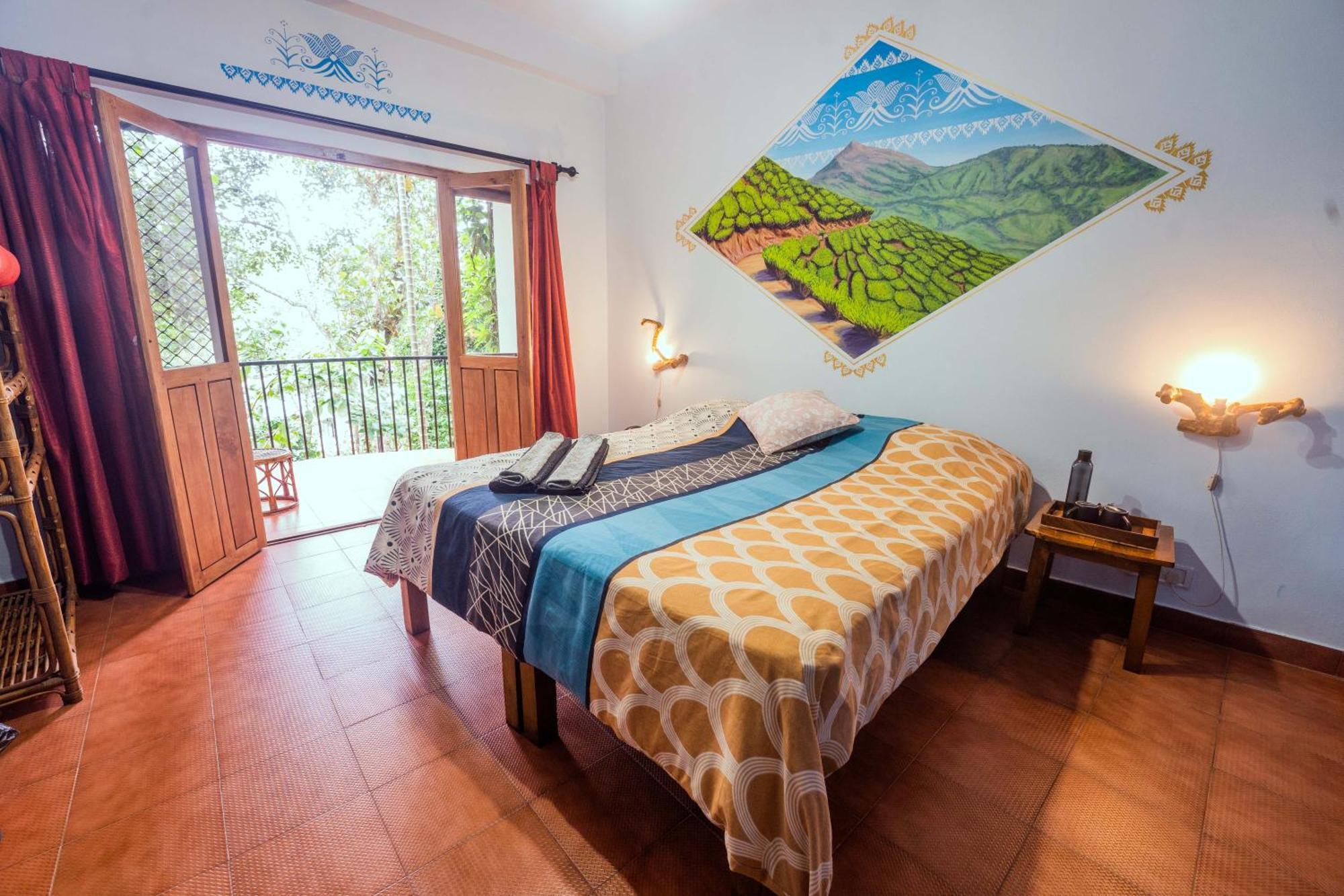 Chrissie'S Hotel Теккади Экстерьер фото